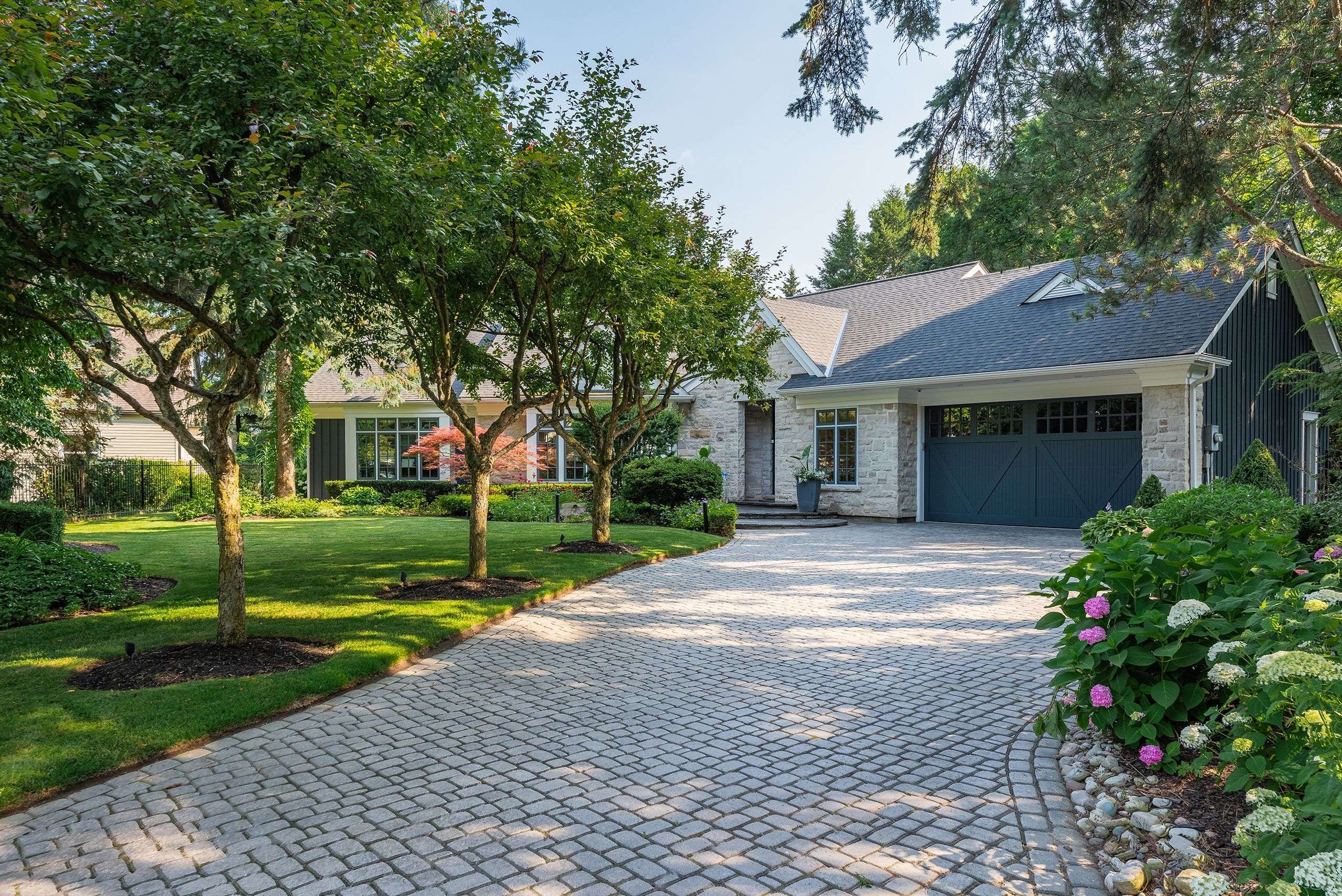2348 Carrington PL, Oakville, ON L6J 5P4