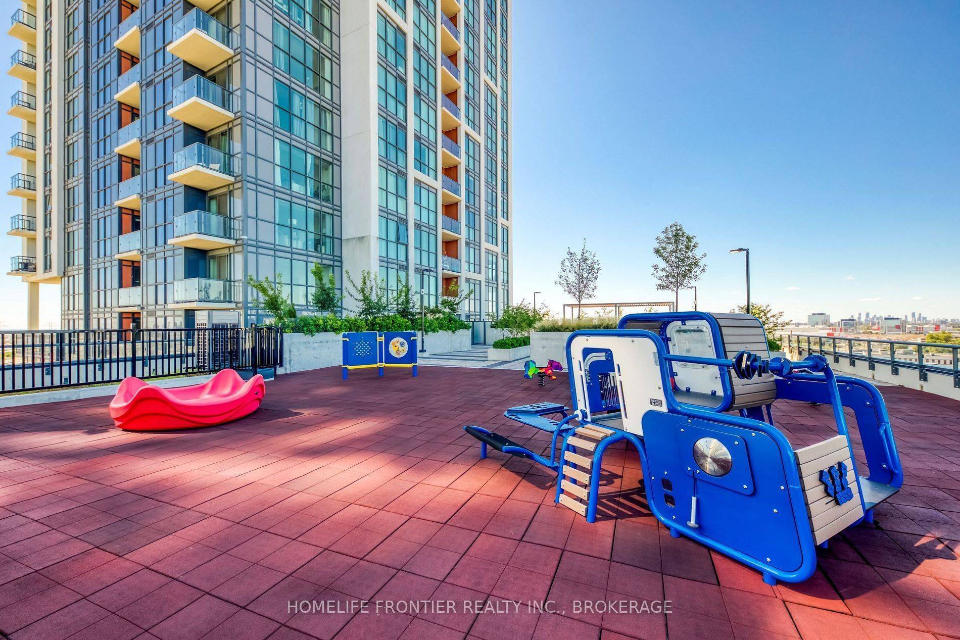50 Thomas Riley RD NE #616, Toronto W08, ON M9N 0C5