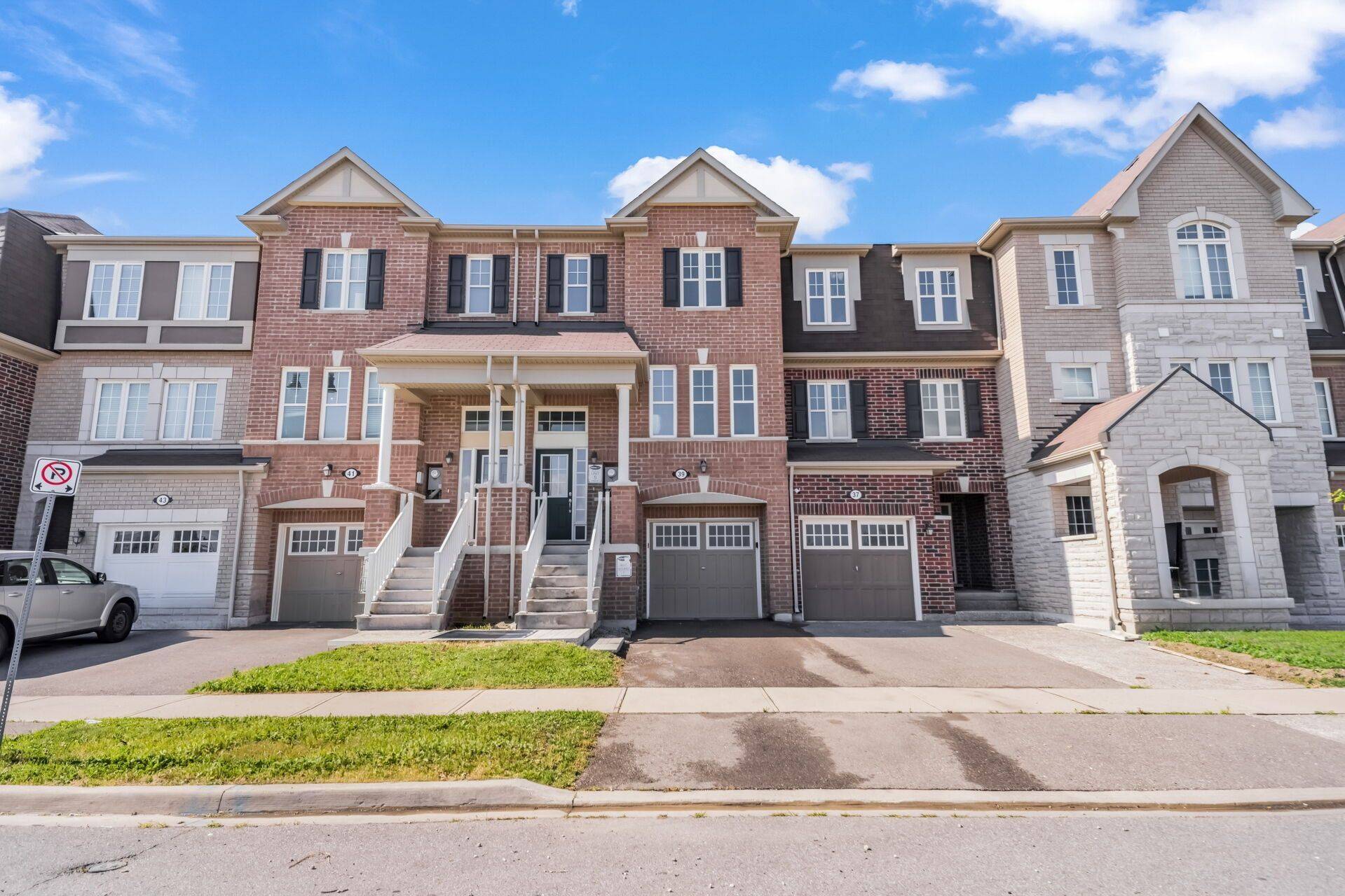 39 Baycliffe CRES, Brampton, ON L7A 0S5