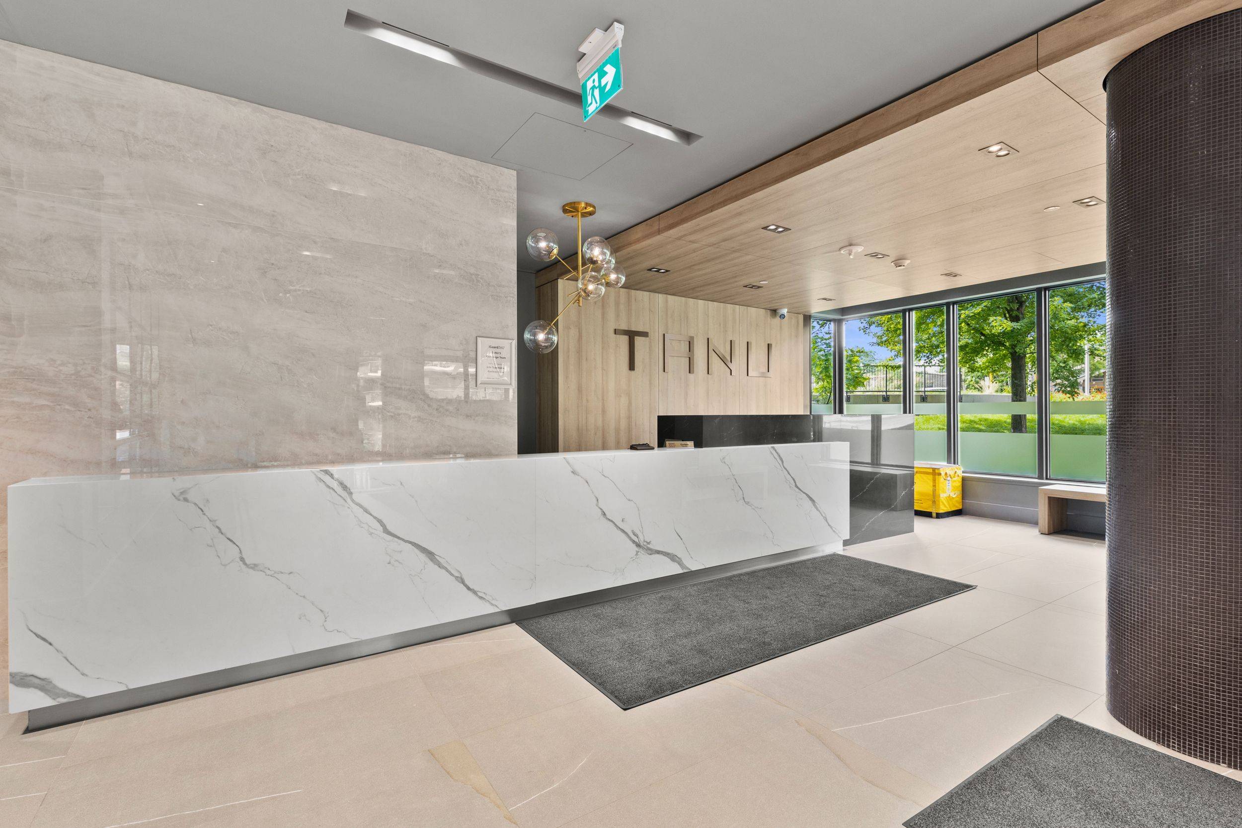 21 Park ST E #717, Mississauga, ON L5G 1L7