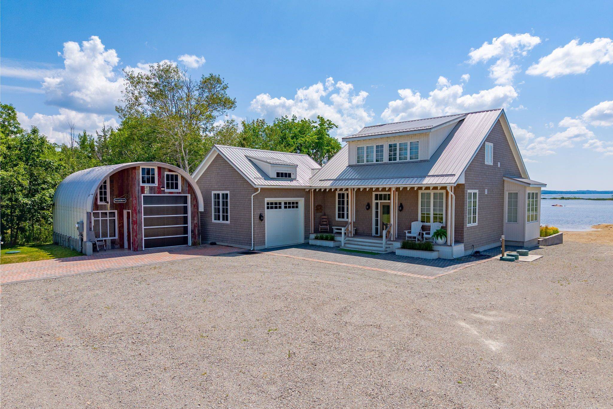 101 Evergreen LN, Georgian Bay, ON L0K 1S0