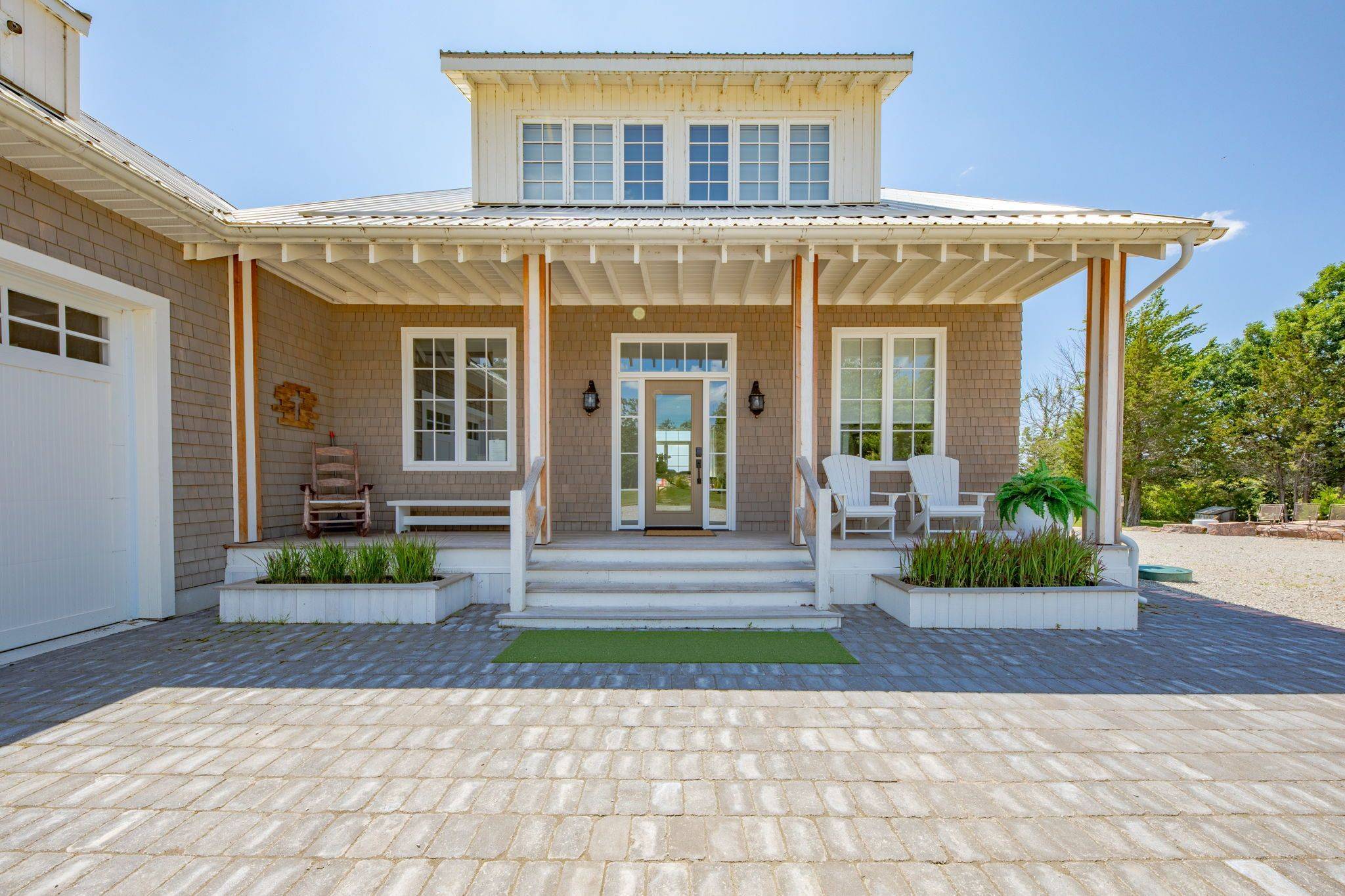 101 Evergreen LN, Georgian Bay, ON L0K 1S0