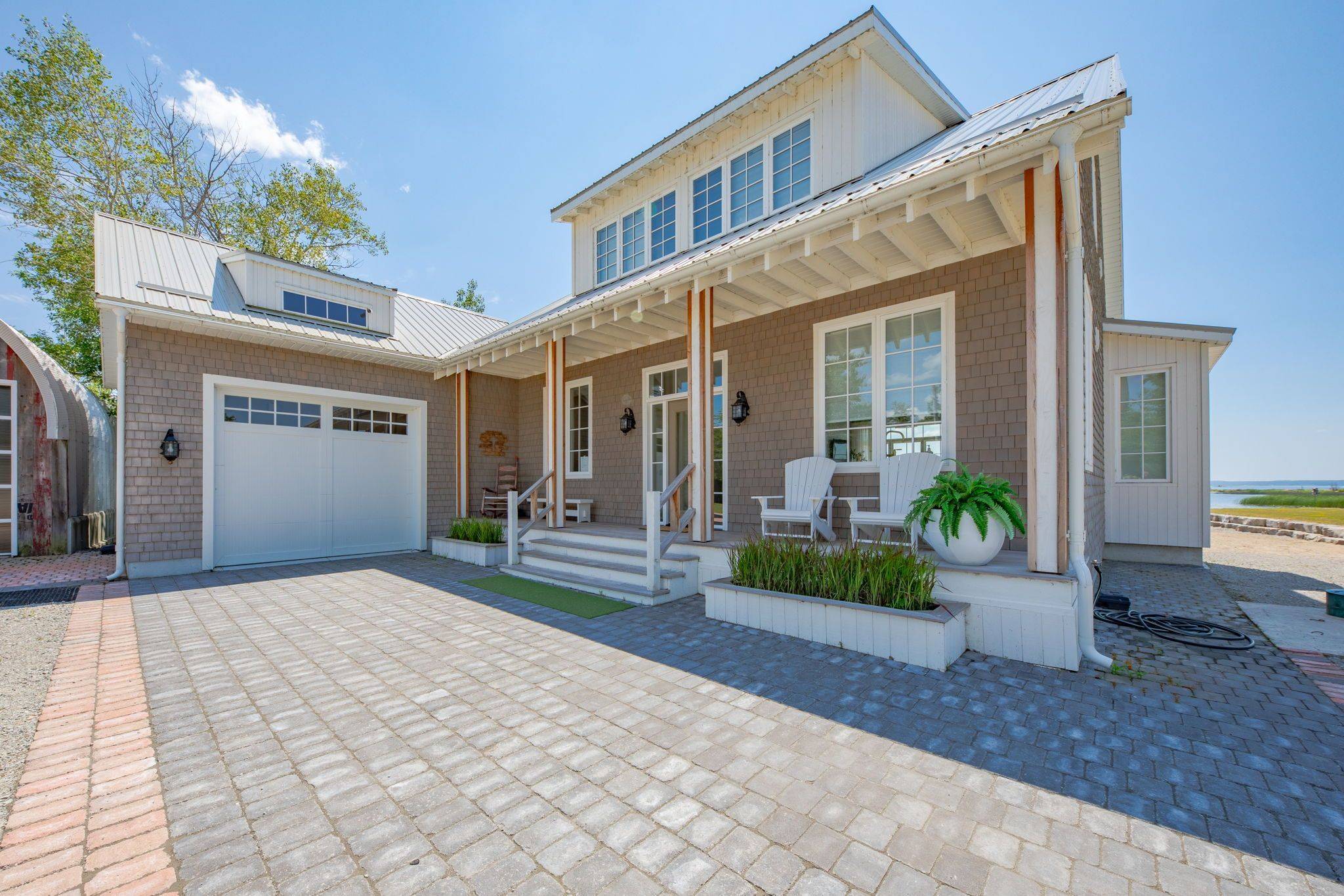 101 Evergreen LN, Georgian Bay, ON L0K 1S0