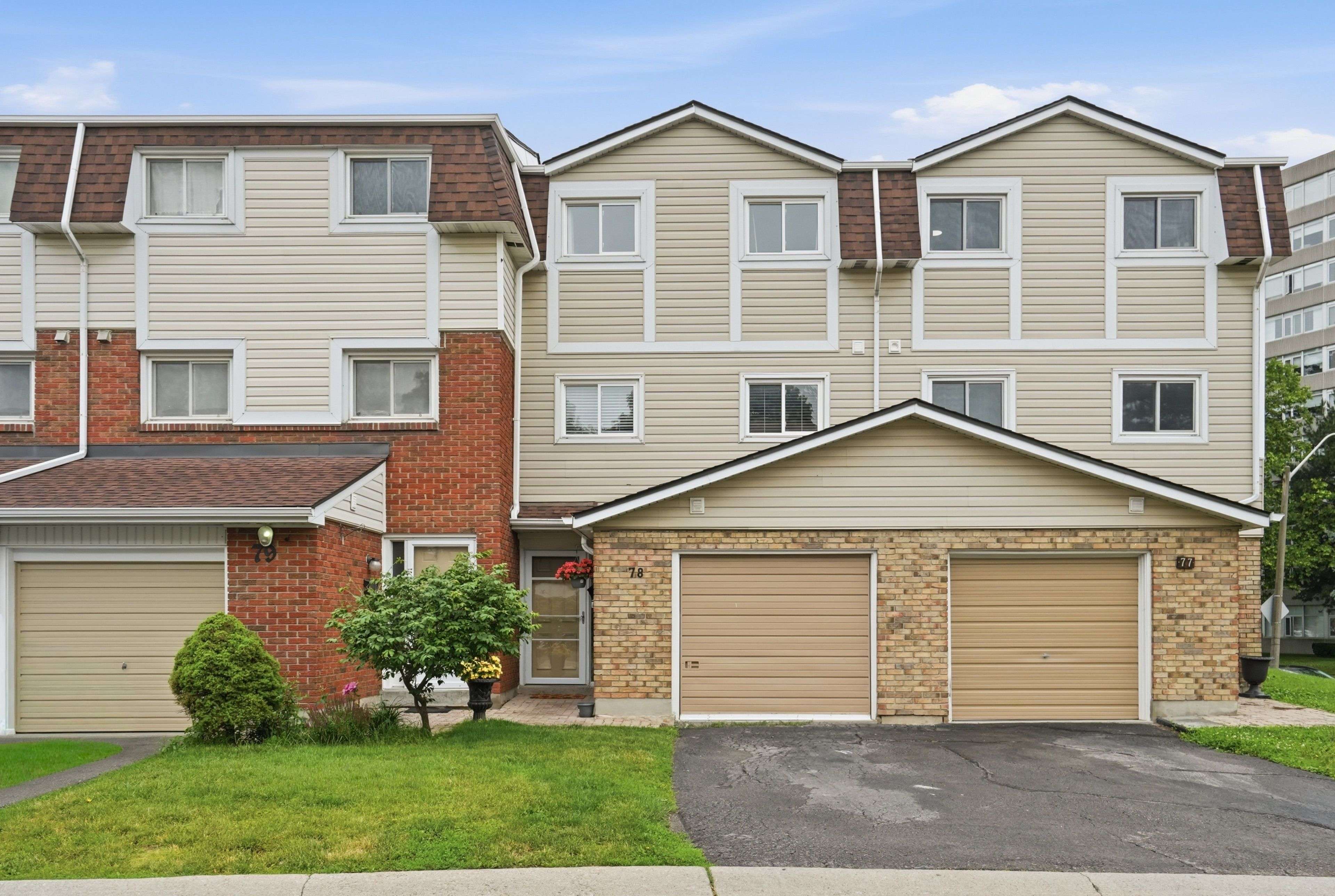 11 Harrisford ST #78, Hamilton, ON L8K 6L7