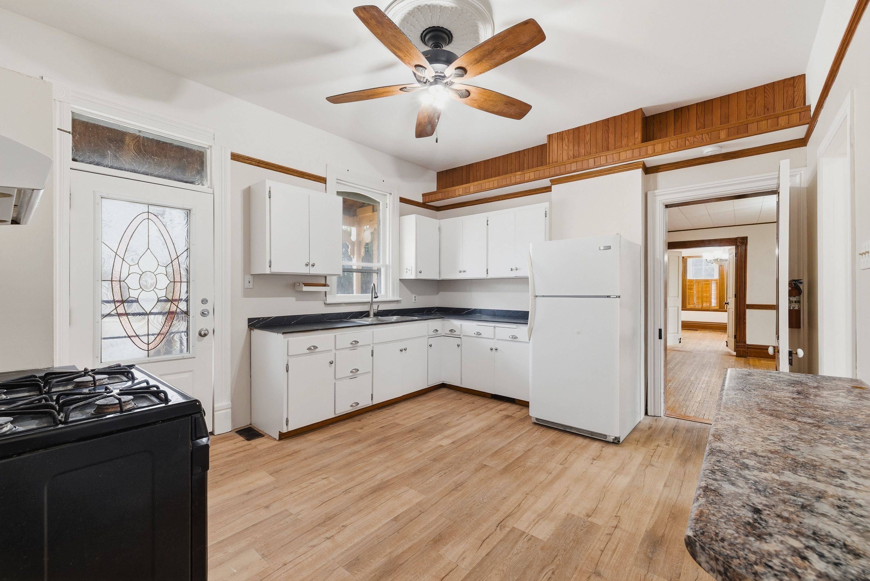 19 Adam ST, Huron East, ON N0K 1W0