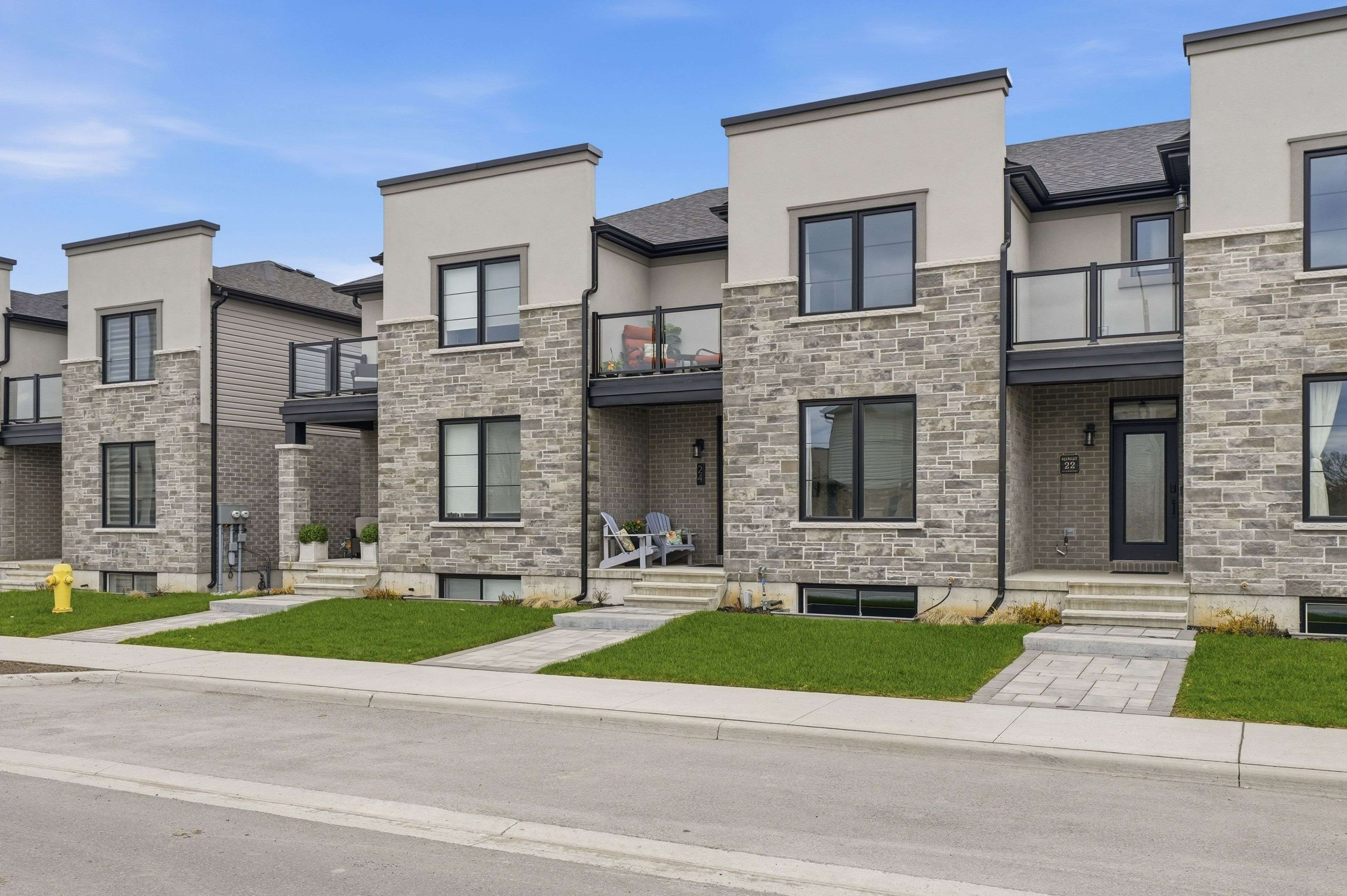 24 Riverstone WAY, Belleville, ON K8N 0S6