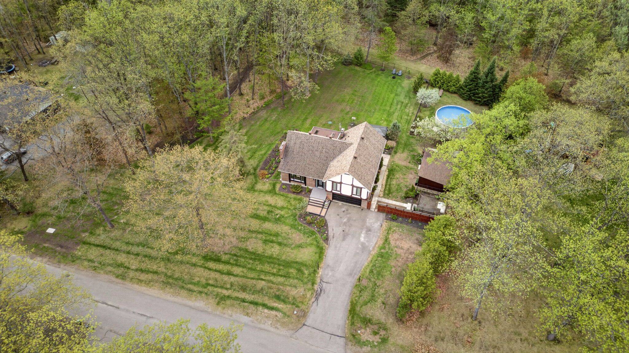 285 Fireside DR, Constance Bay - Dunrobin - Kilmaurs - Woodlawn, ON K0A 3M0