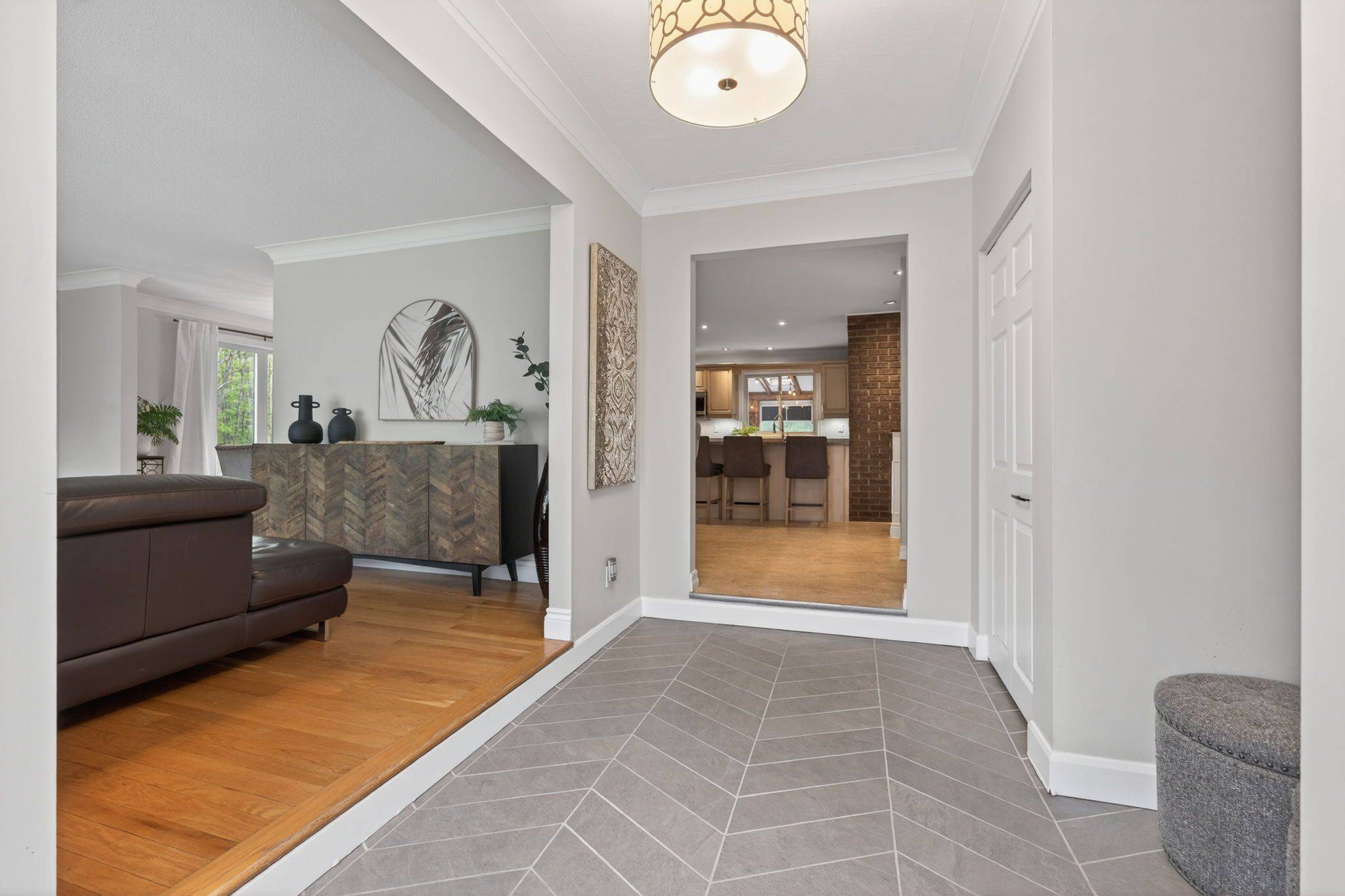 285 Fireside DR, Constance Bay - Dunrobin - Kilmaurs - Woodlawn, ON K0A 3M0