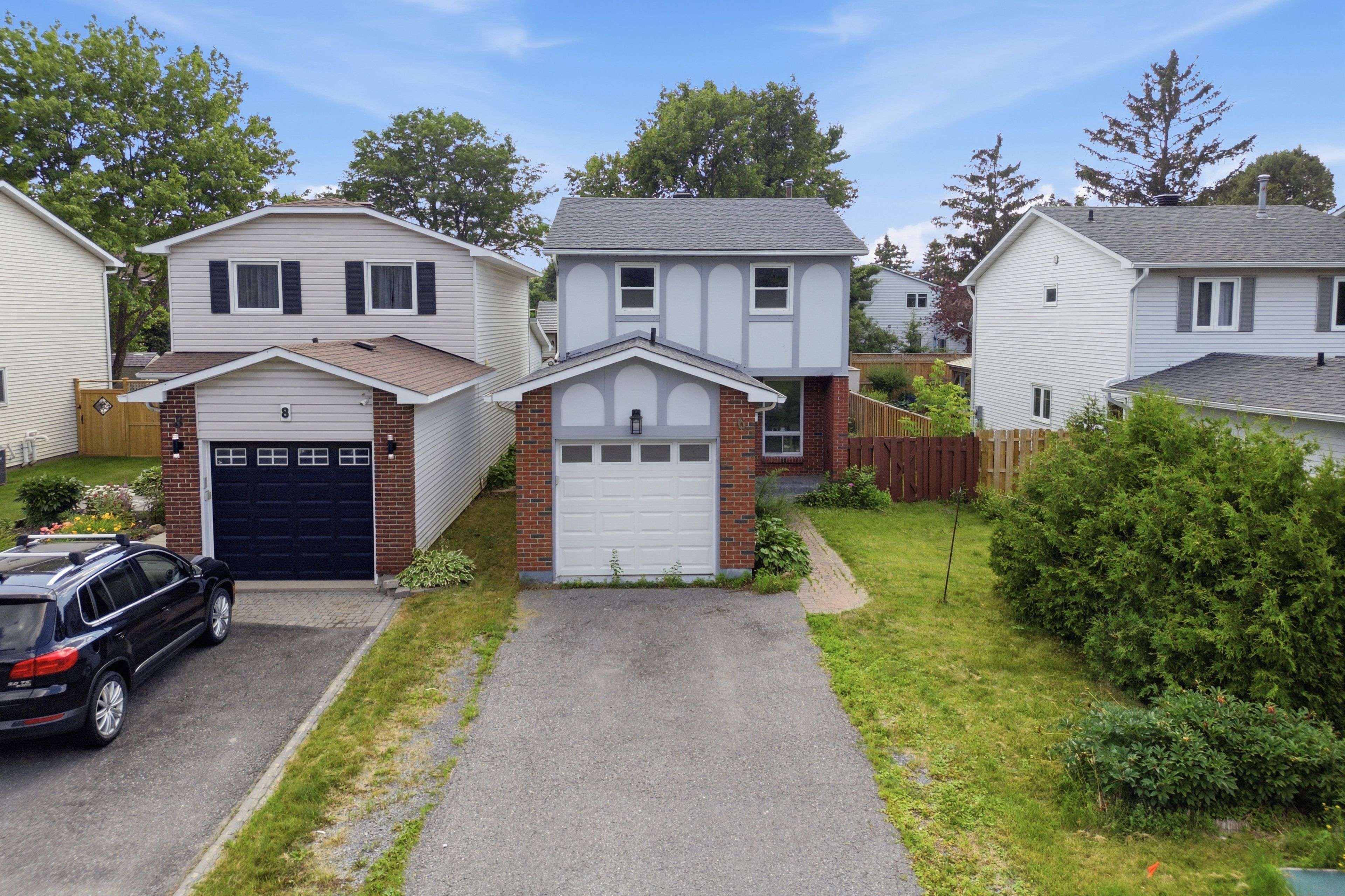 6 WOLFGANG DR, Barrhaven, ON K2J 1T1