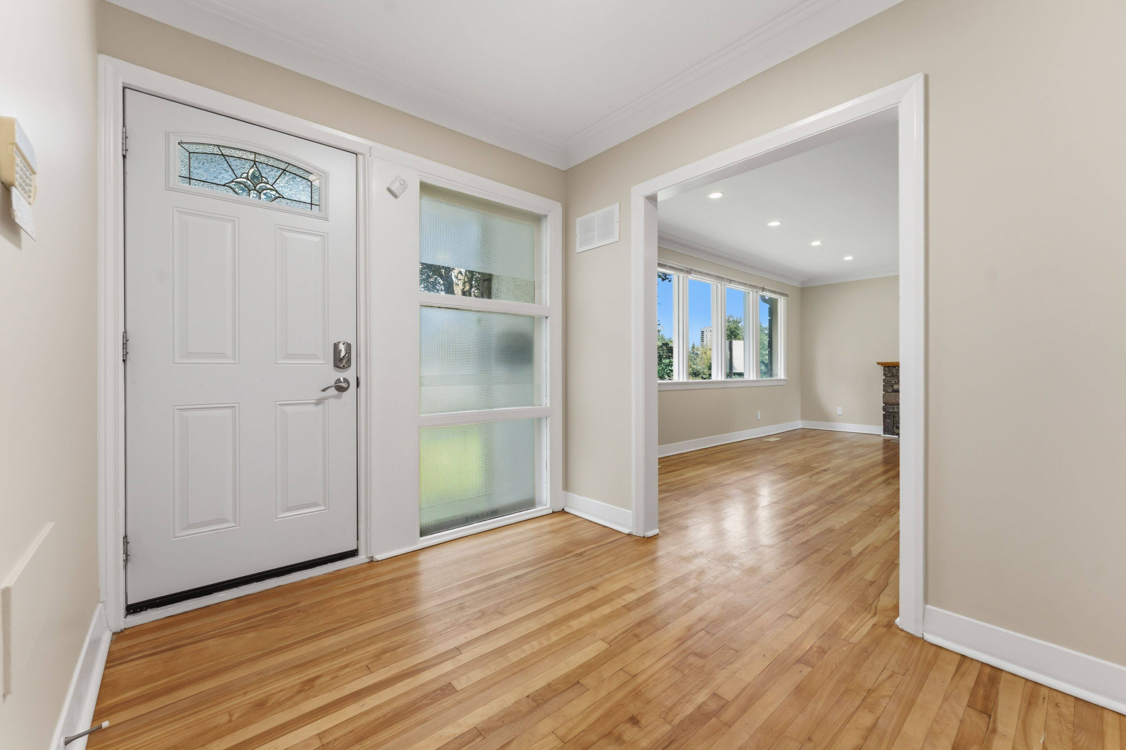 1873 Fairbanks AVE, Alta Vista And Area, ON K1H 5X6