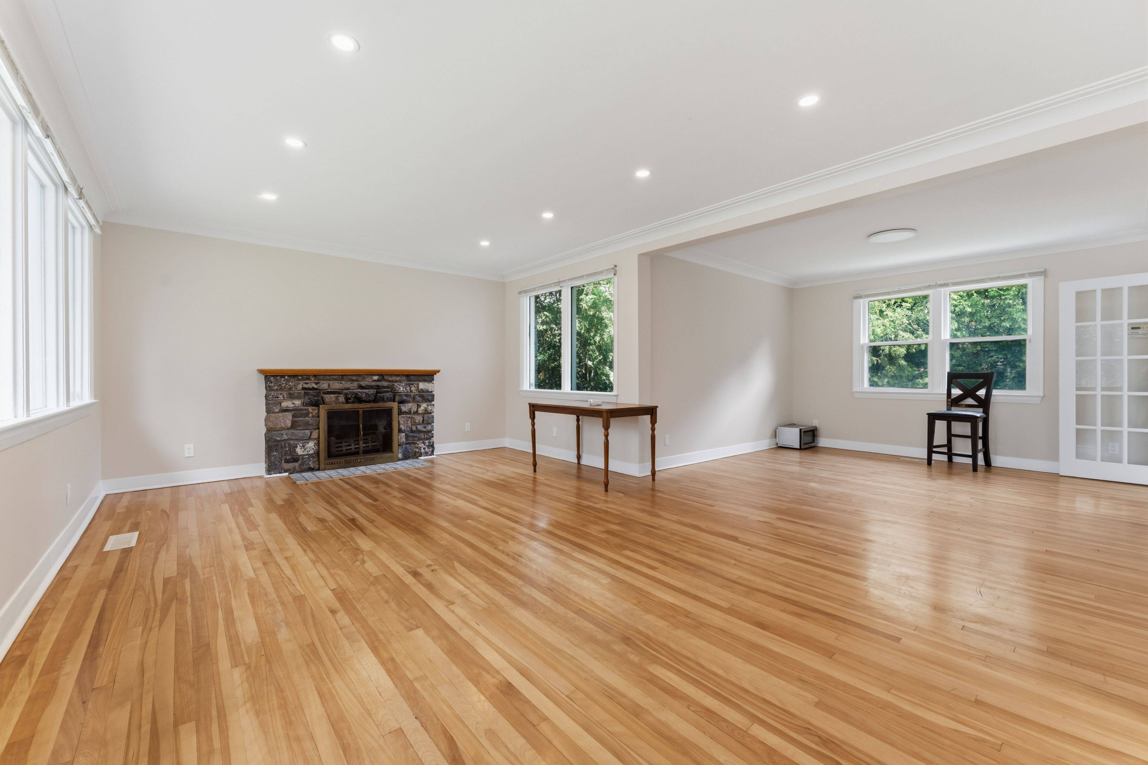1873 Fairbanks AVE, Alta Vista And Area, ON K1H 5X6
