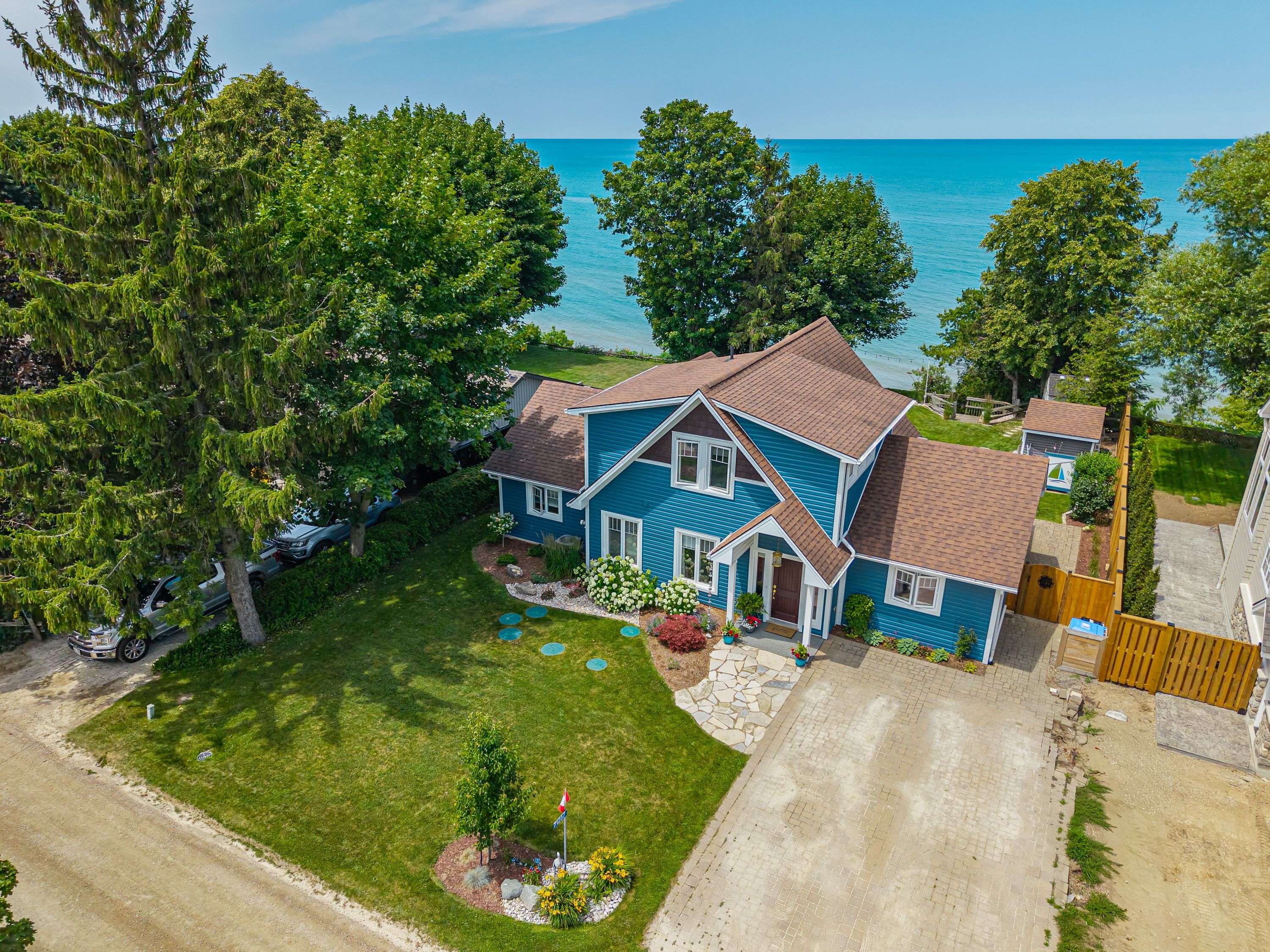 71257 Elizabeth ST, Bluewater, ON N0M 1N0