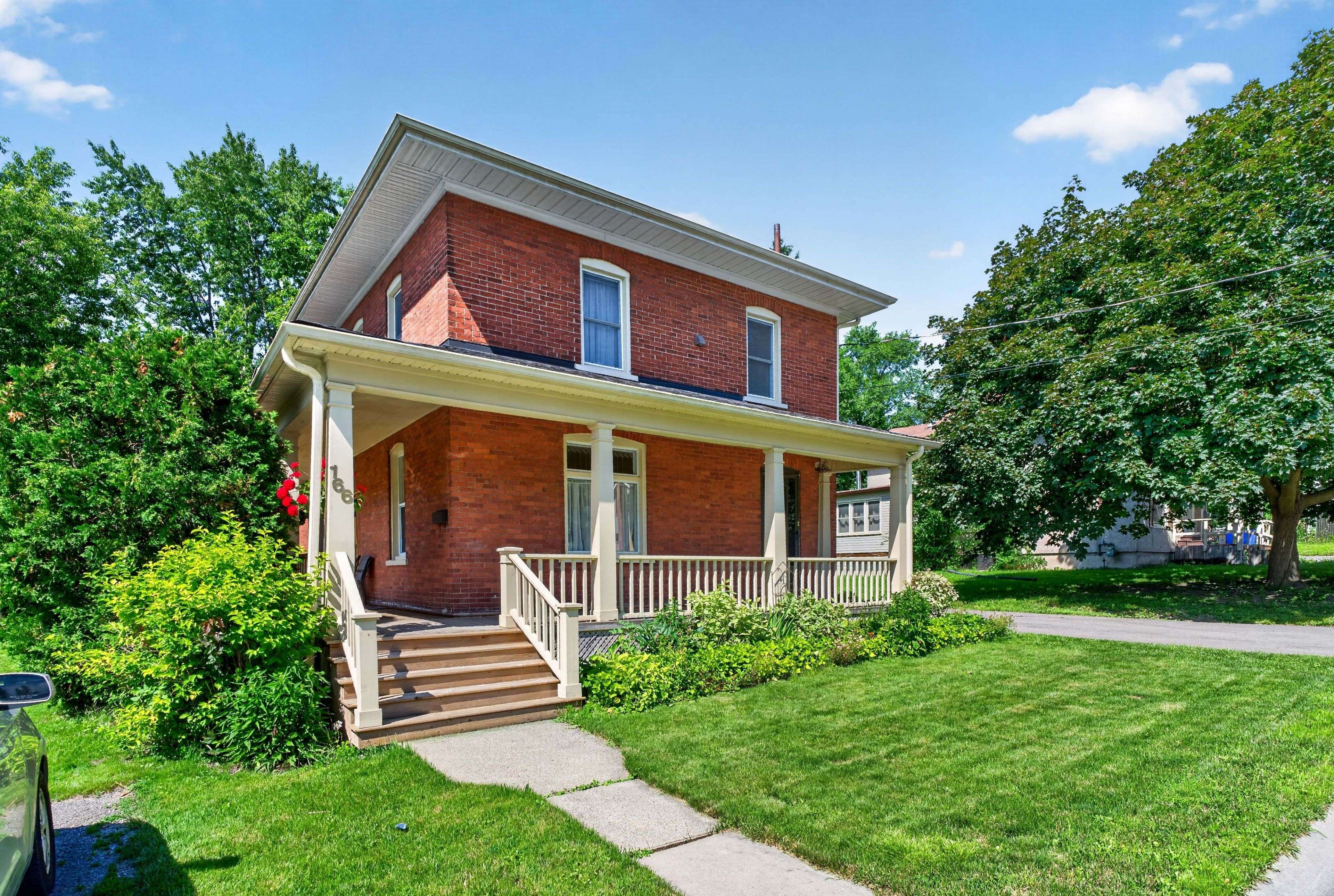 166 Alma AVE, Greater Napanee, ON K7R 1T8