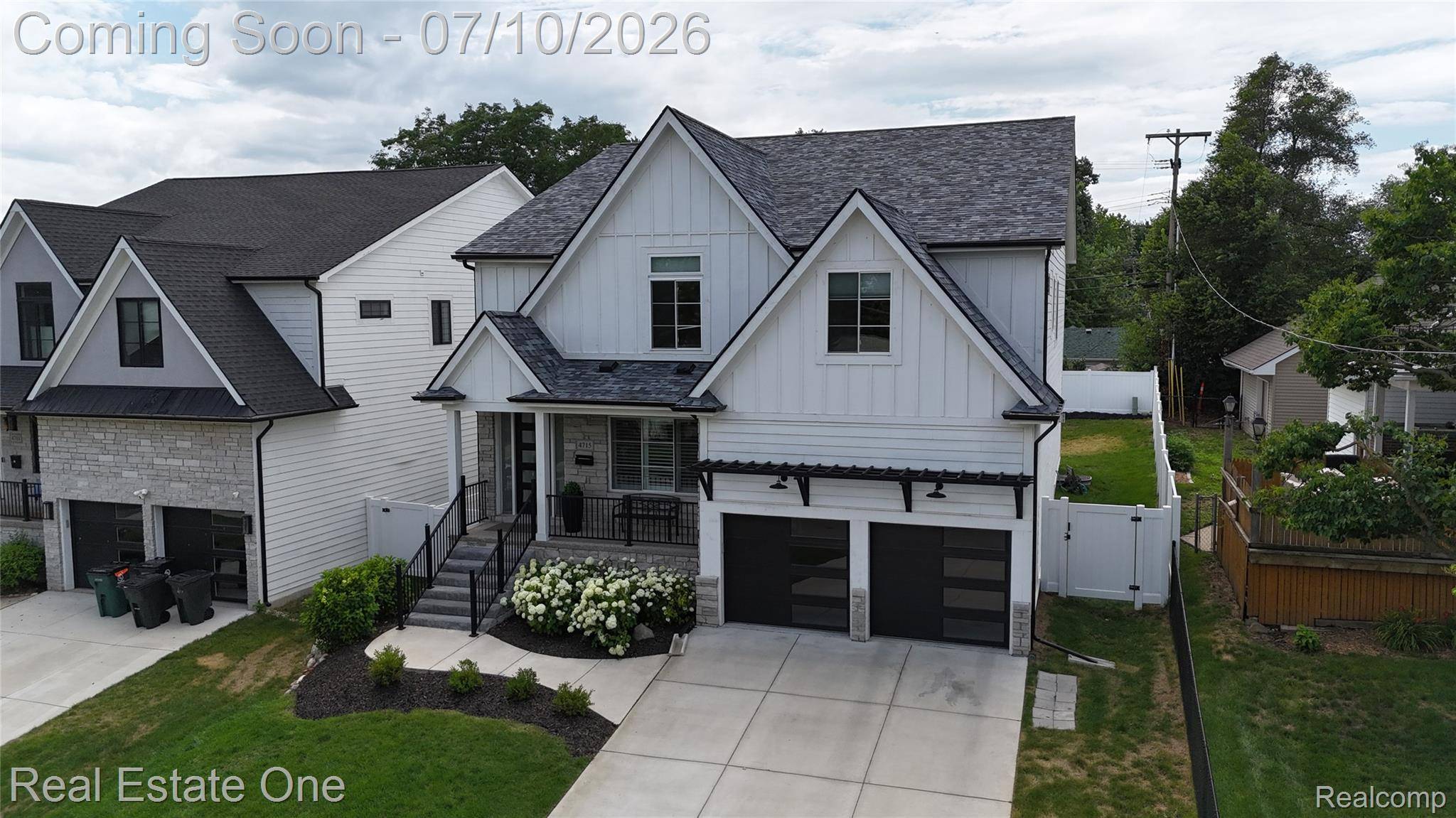 4715 Tonawanda AVE, Royal Oak, MI 48073