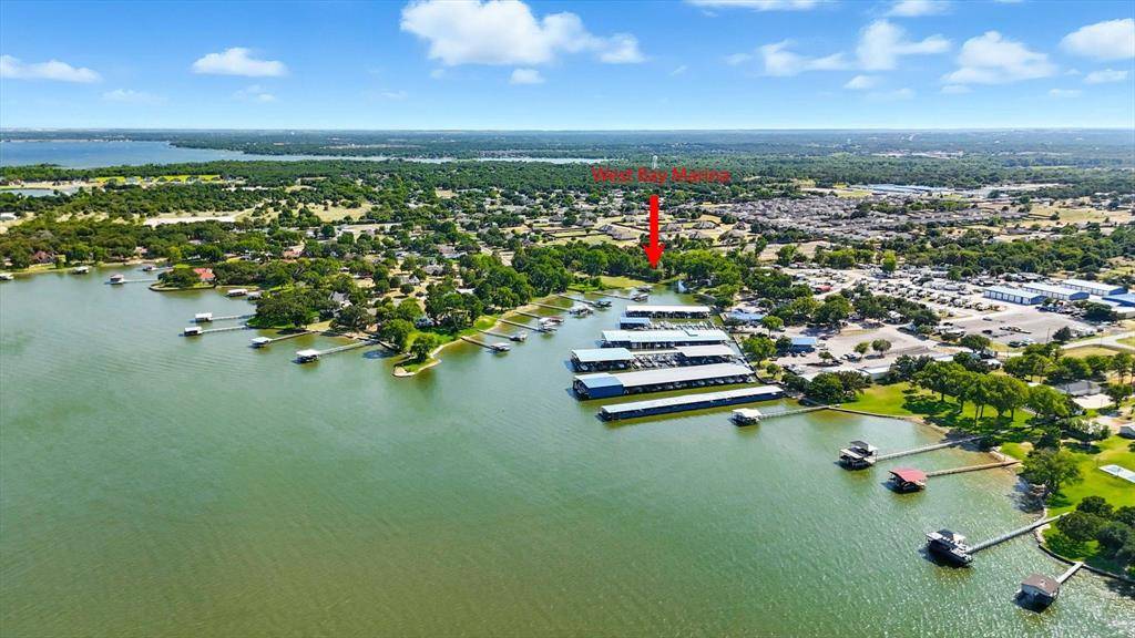 1404 Beach Drive, Azle, TX 76020
