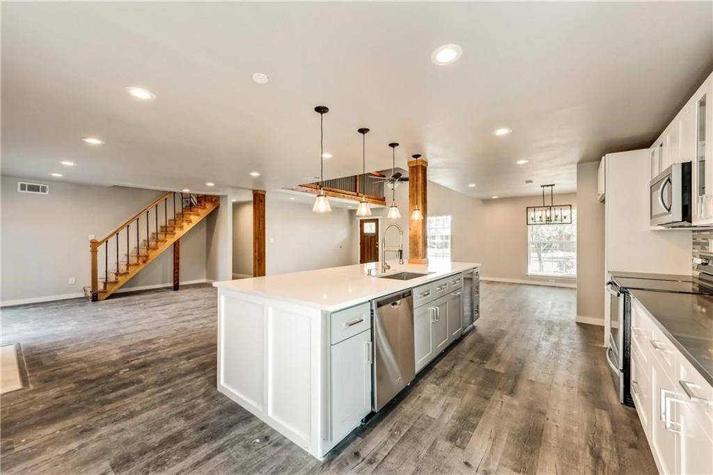 10216 Carry Back Circle, Dallas, TX 75229
