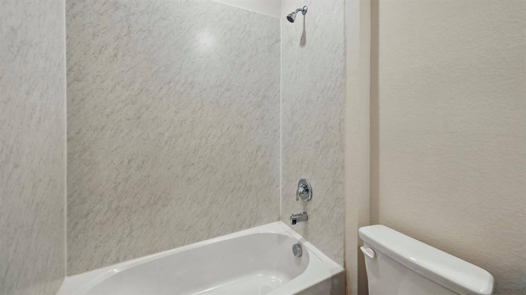 4607 Enclave Drive, Sanger, TX 76266