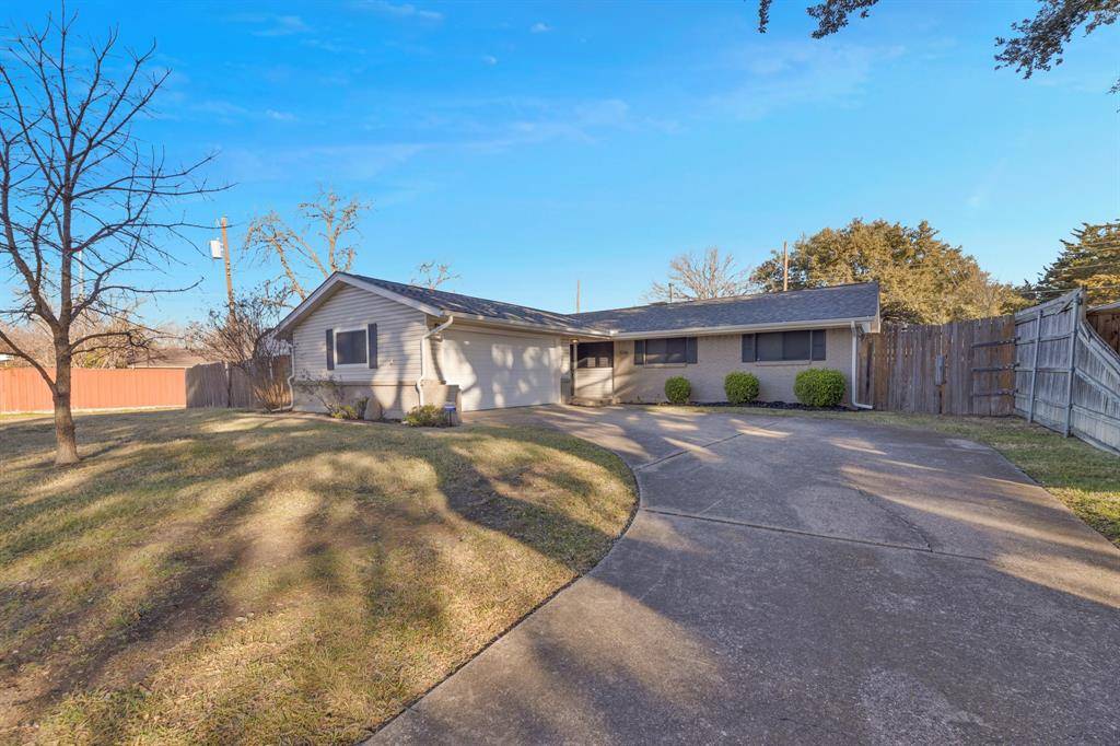 518 Worcester Way, Richardson, TX 75080
