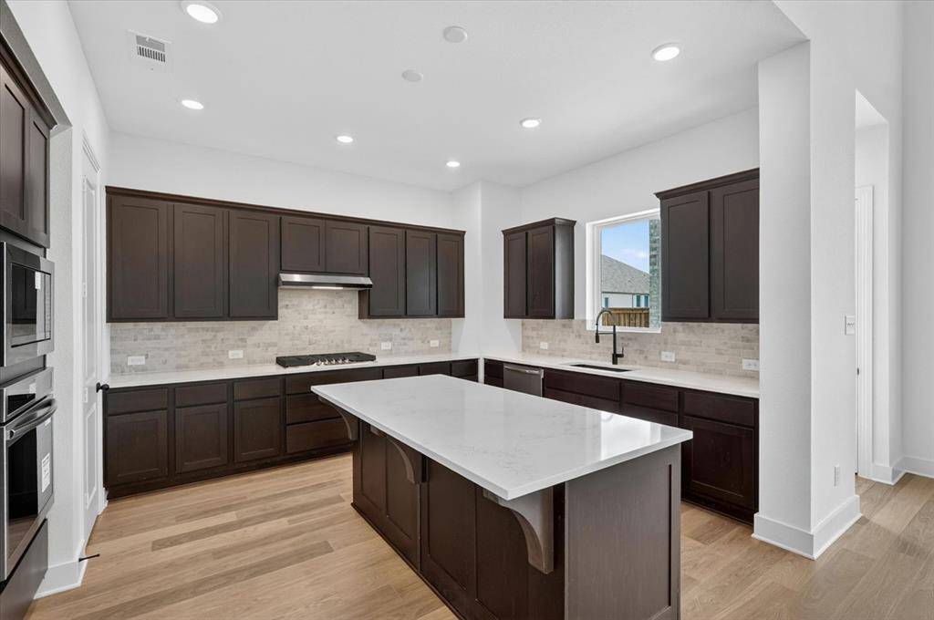 2716 Railway Street, Forney, TX 75126
