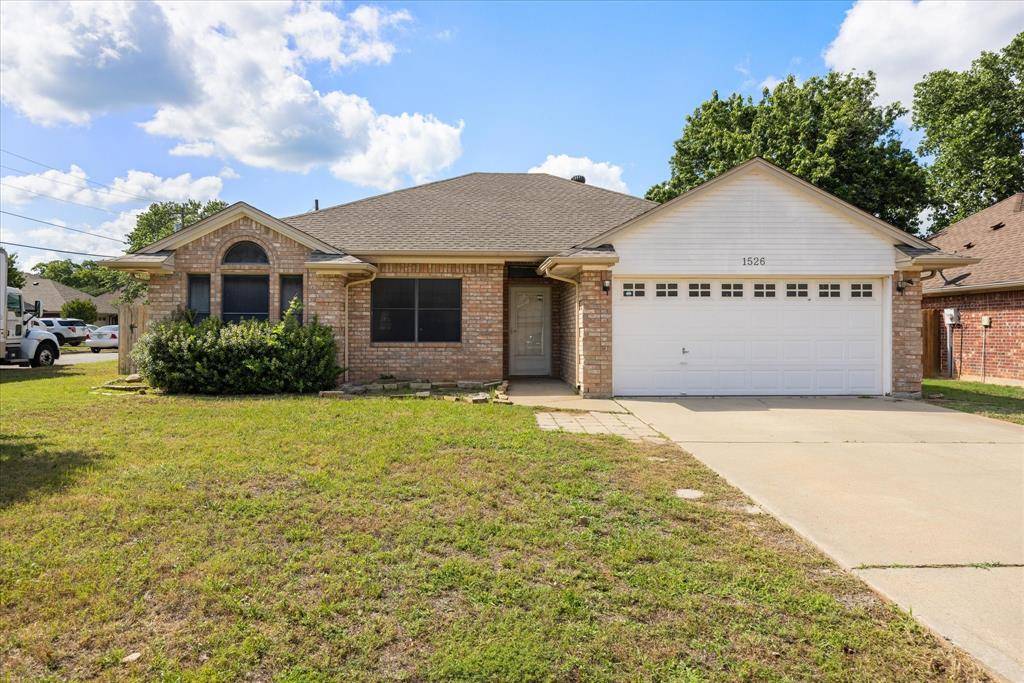 1526 Berry Patch Lane, Granbury, TX 76048