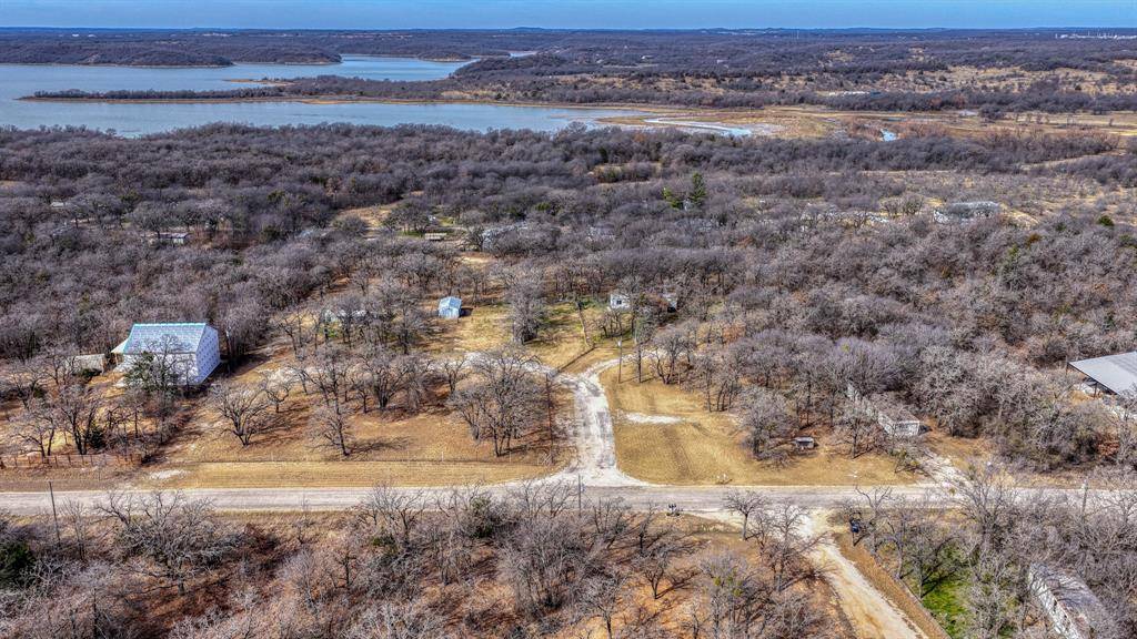 297 County Road 1643, Chico, TX 76431