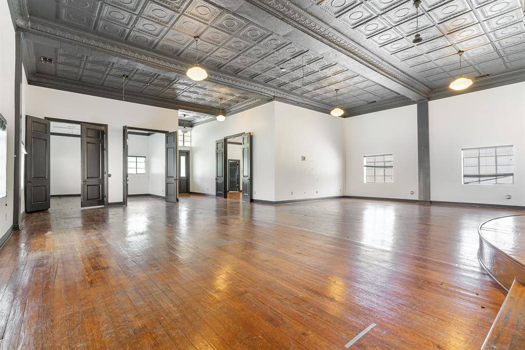 2602 Kings Road, Dallas, TX 75219