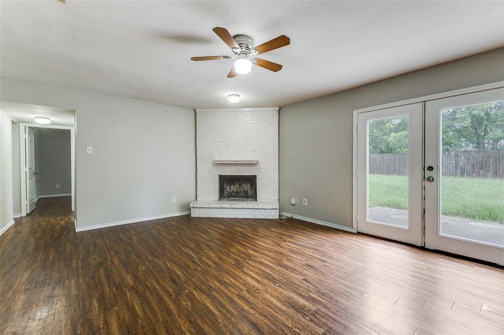 12129 Spring Branch Drive, Balch Springs, TX 75180