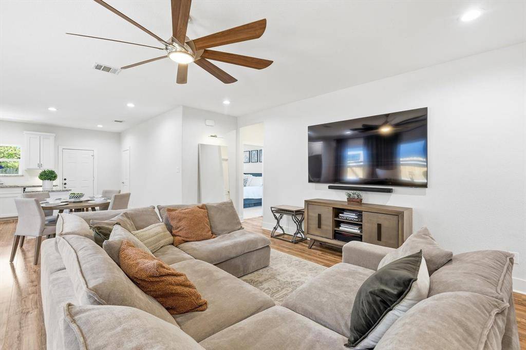 2408 Garden Drive, Dallas, TX 75215