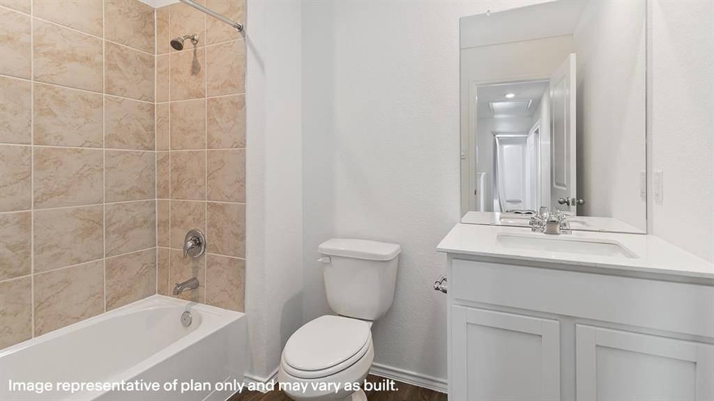 1911 Glory Drive, Bonham, TX 75418