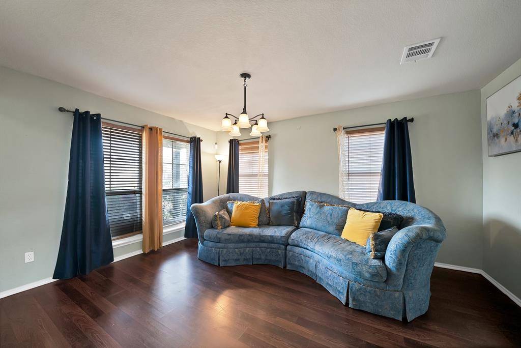 2008 Woodhurst Trail, Heartland, TX 75126