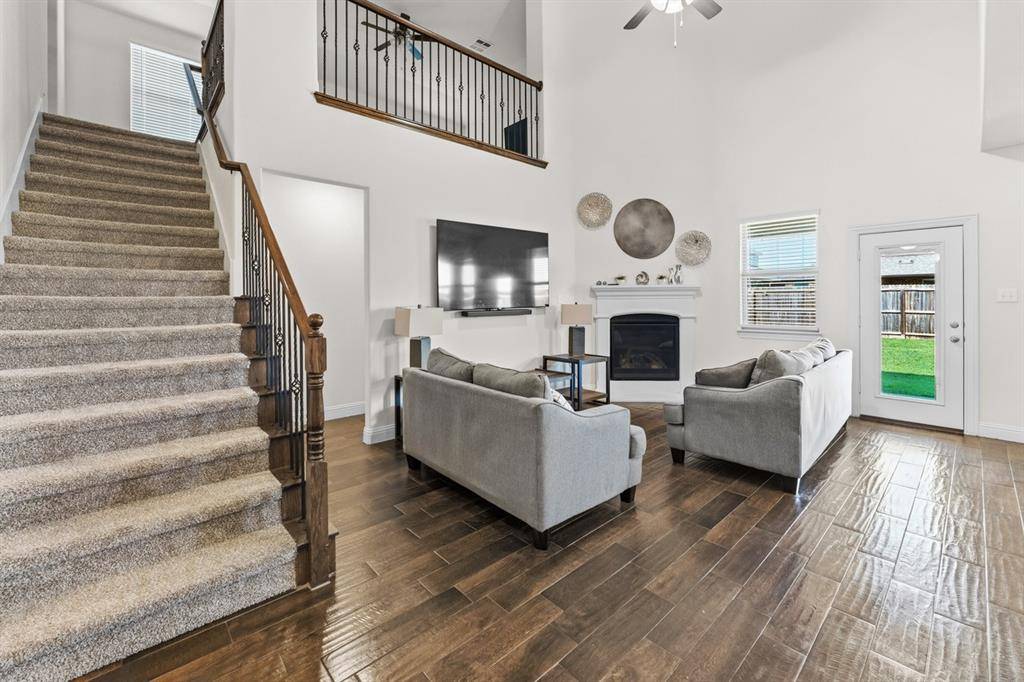3005 Aransas Avenue, Aubrey, TX 76227