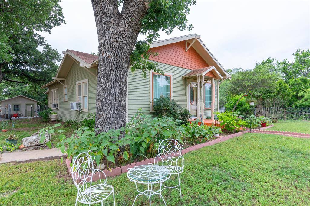 208 Frost Street, Eastland, TX 76448