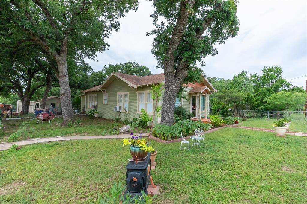 208 Frost Street, Eastland, TX 76448