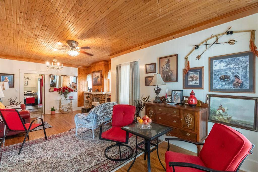 208 Frost Street, Eastland, TX 76448