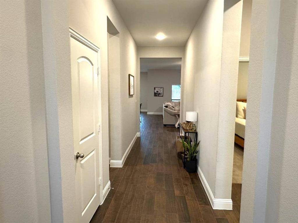 1455 Radecke Road, Krum, TX 76249
