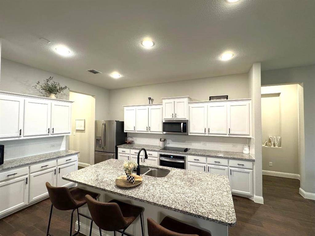 1455 Radecke Road, Krum, TX 76249