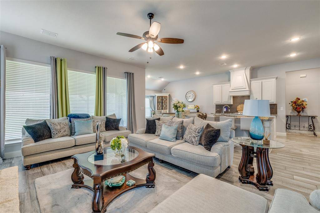 2602 Geer Lane, Mansfield, TX 76063