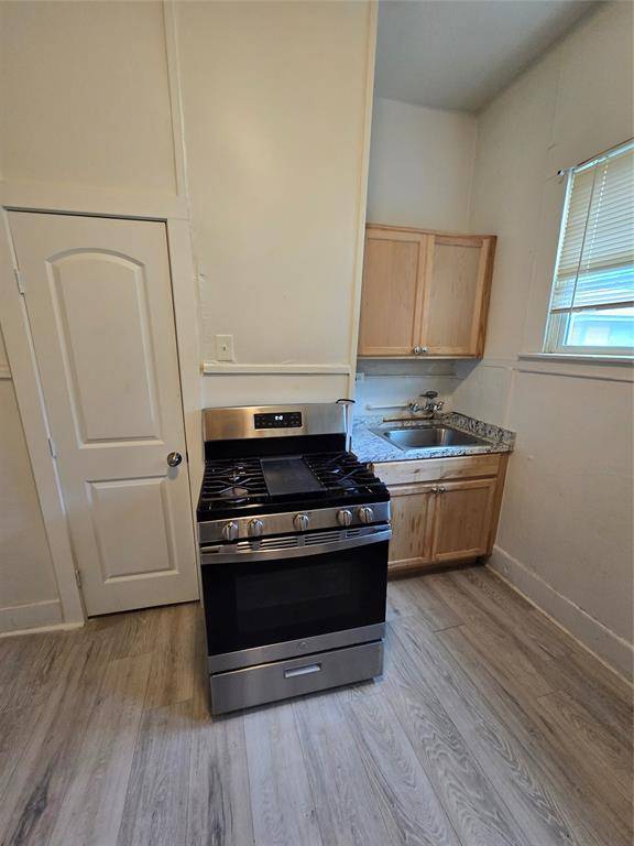 1615 Alston Avenue #D, Fort Worth, TX 76104