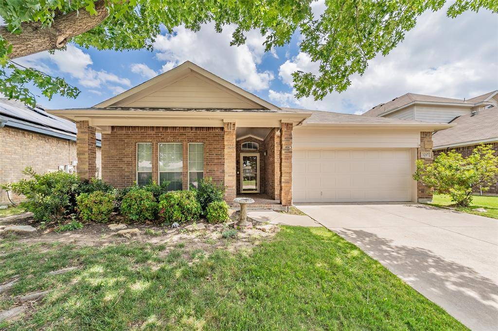 3217 Florian Lane, Fort Worth, TX 76108