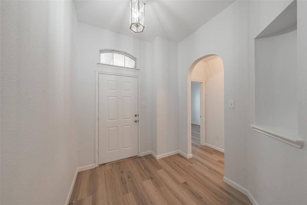 3217 Florian Lane, Fort Worth, TX 76108