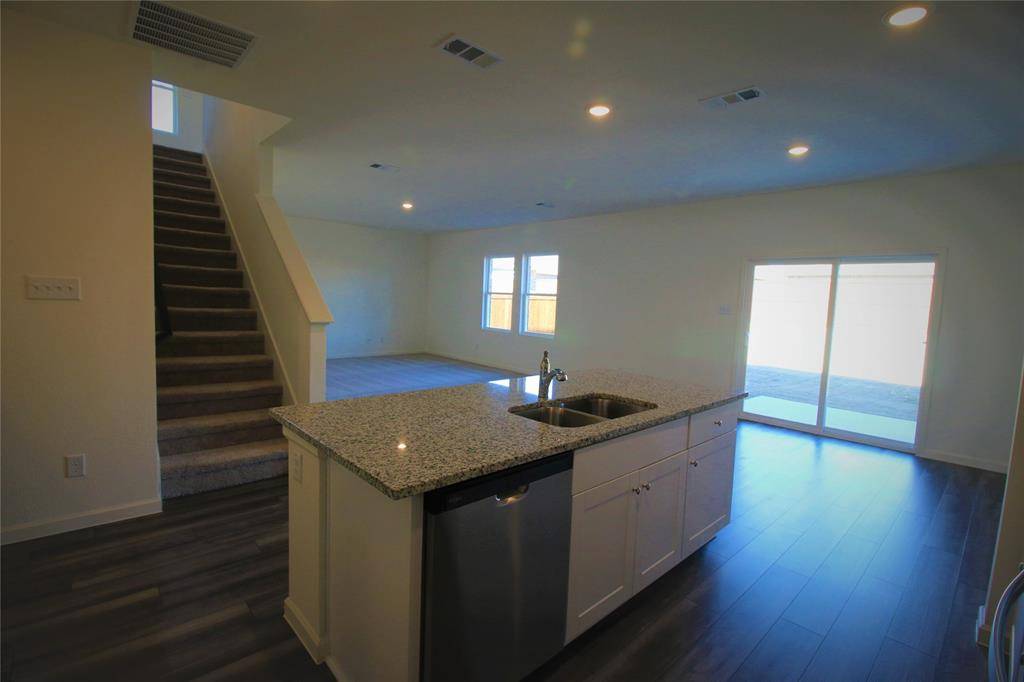 1246 Herring Drive, Forney, TX 75126