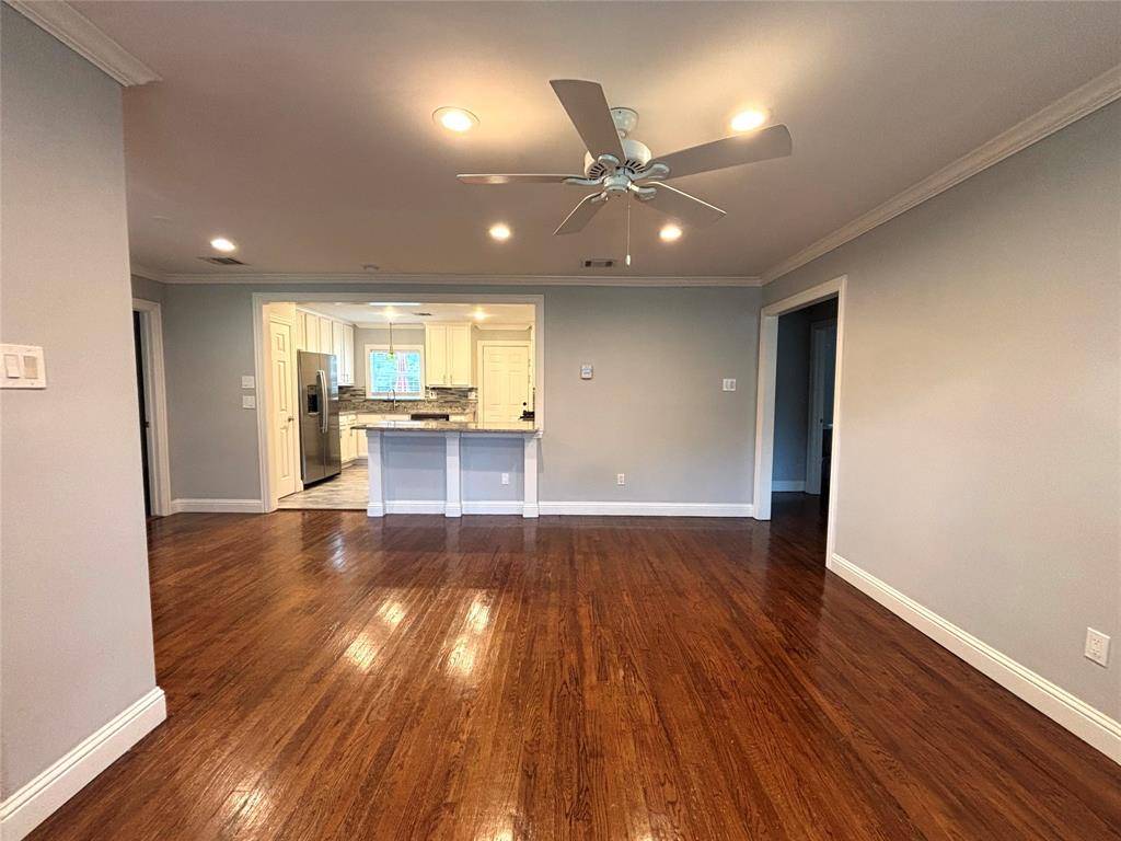 3857 Gaspar Drive, Dallas, TX 75220