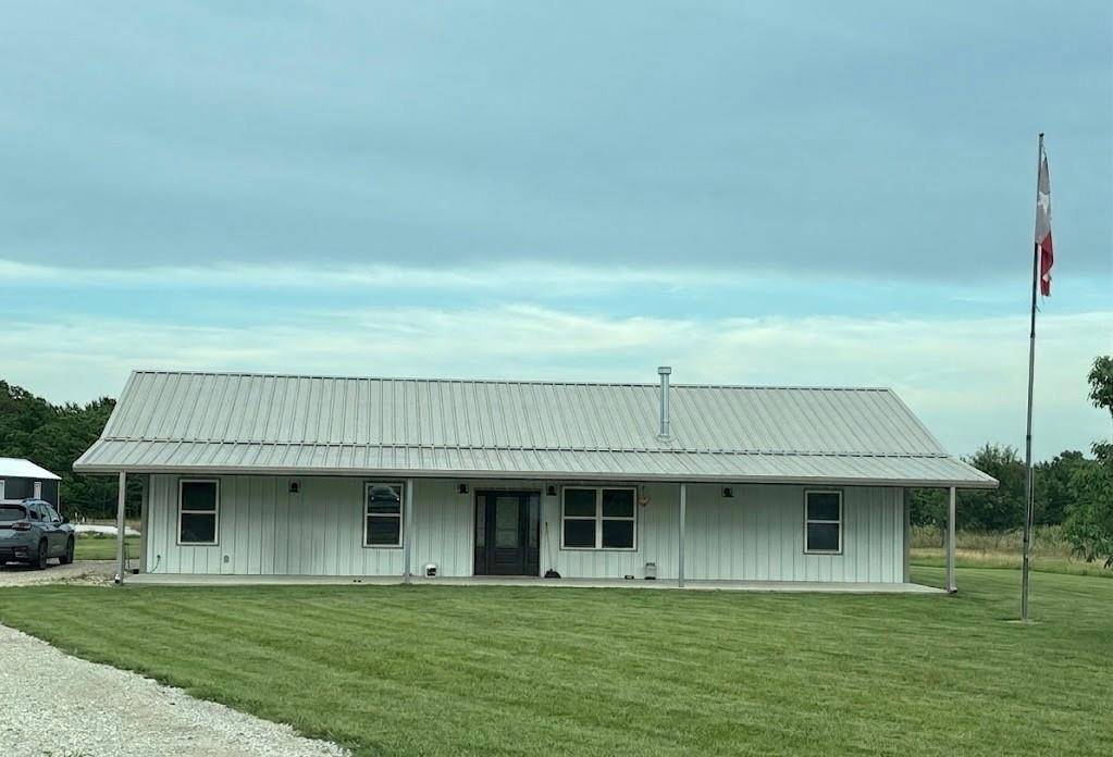 1449 County Road 4131, Cumby, TX 75433