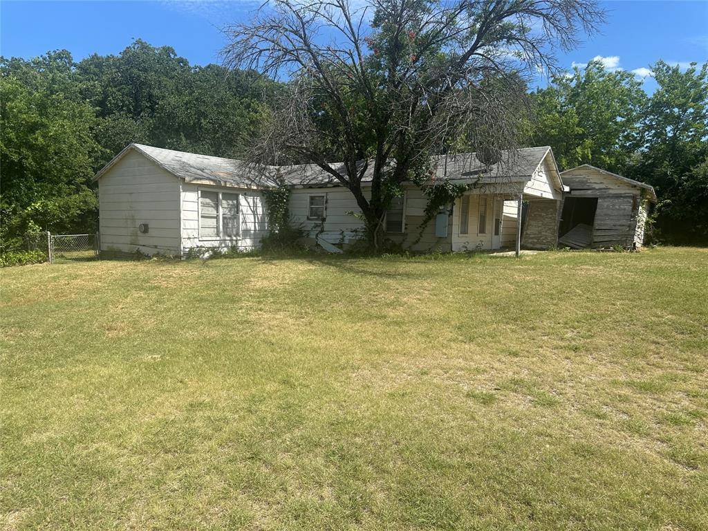 3324 Mohawk Trail, Lake Worth, TX 76135