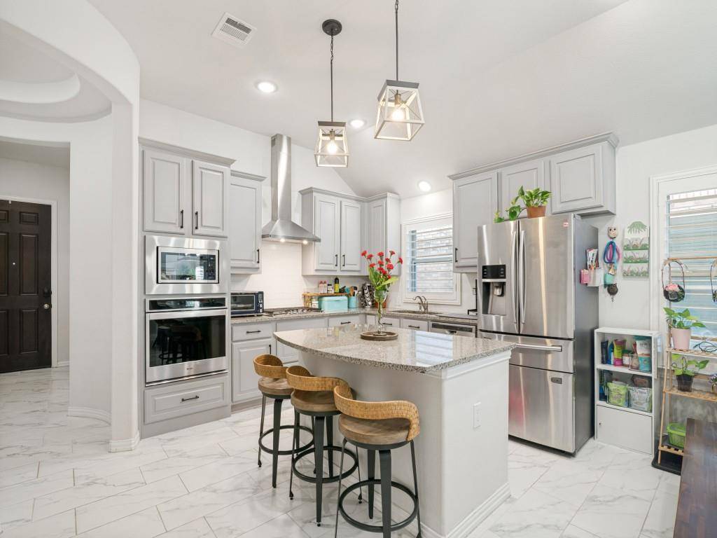 2718 Bechtol Street, Garland, TX 75042