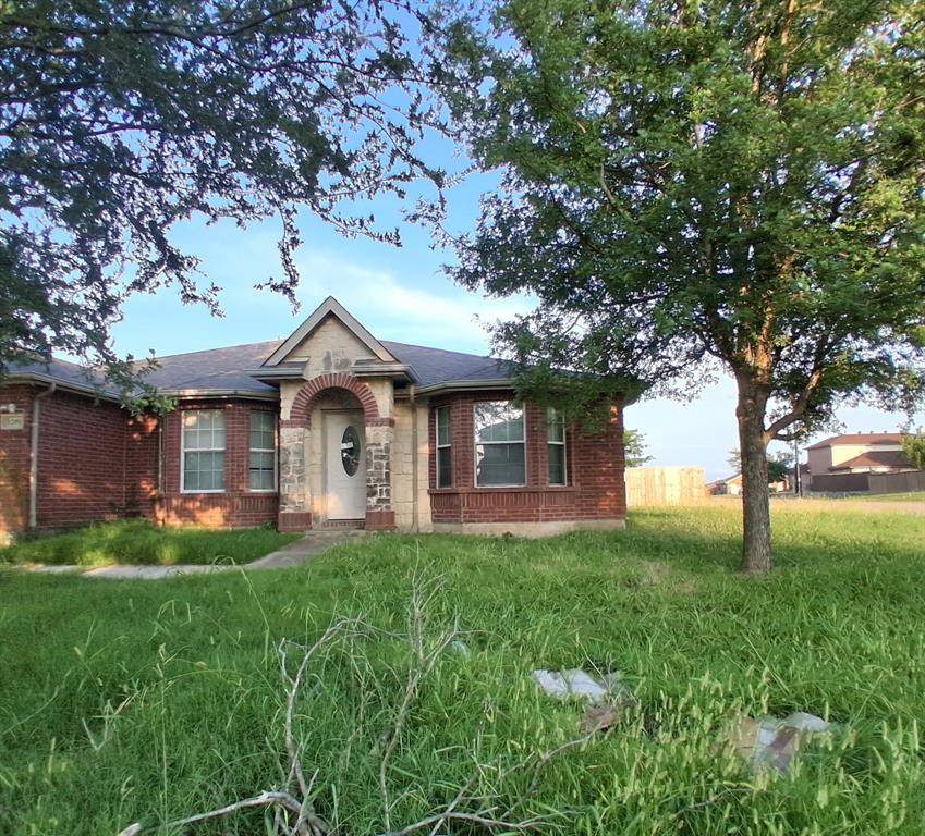 1200 Hampton Drive, Forney, TX 75126