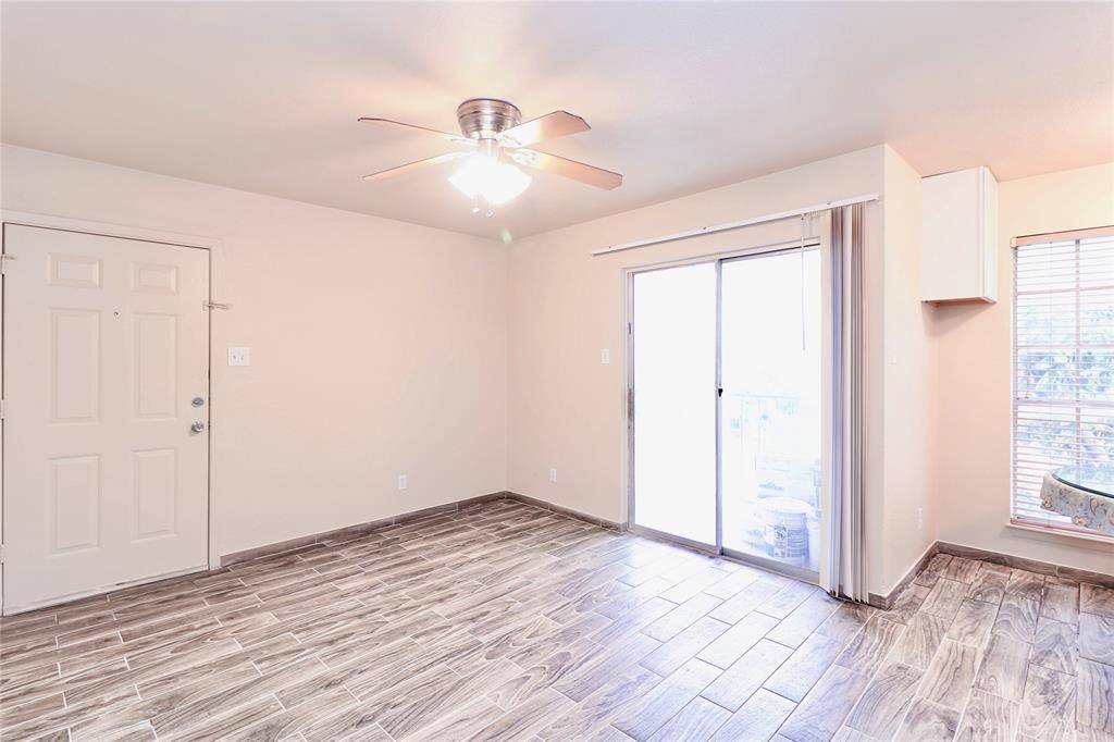 8033 Cambridge Circle, White Settlement, TX 76108
