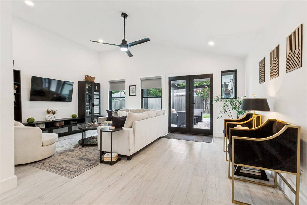 411 Ridgewood Drive, Richardson, TX 75080