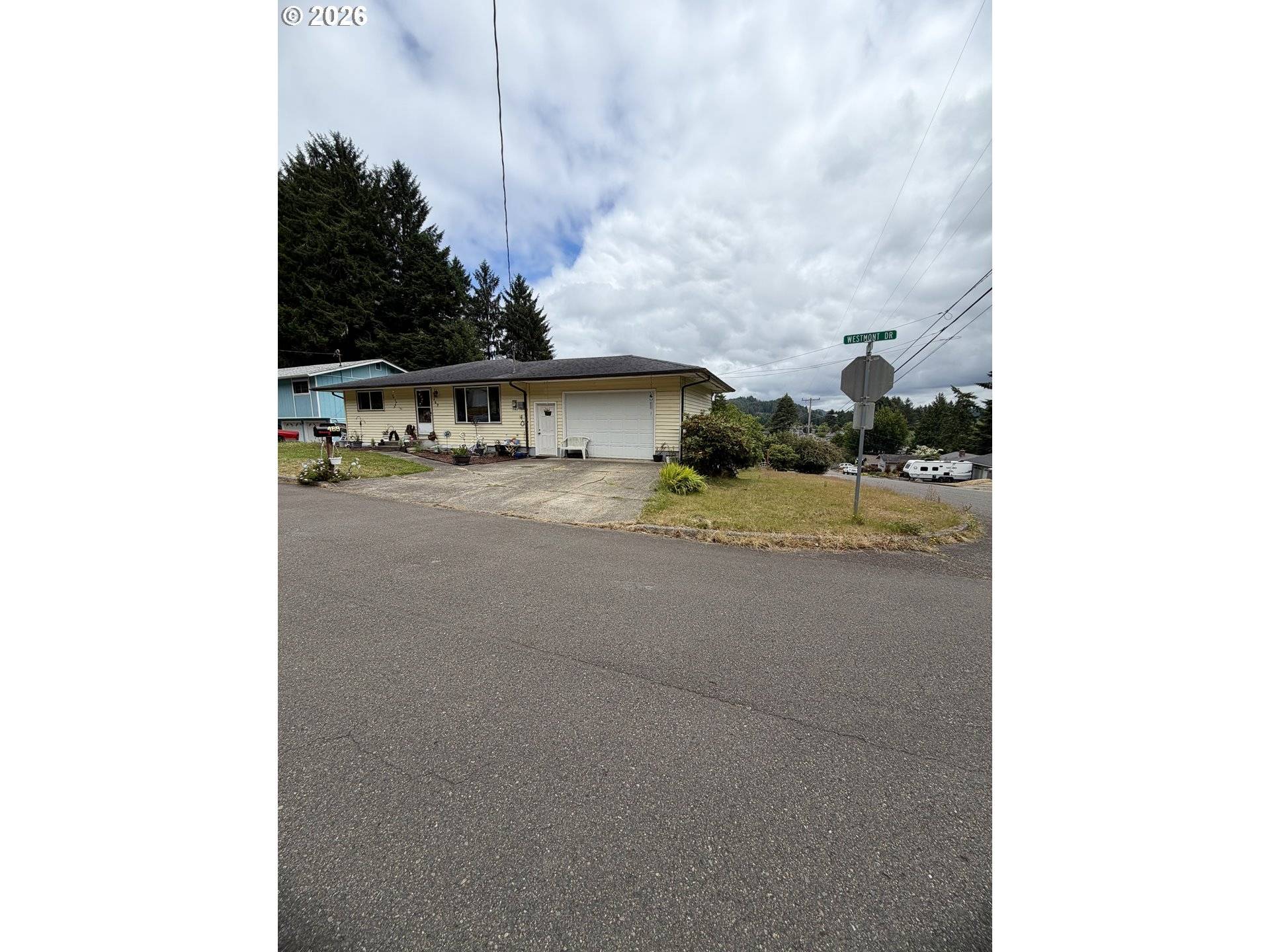 469 WESTMONT DR, Reedsport, OR 97467