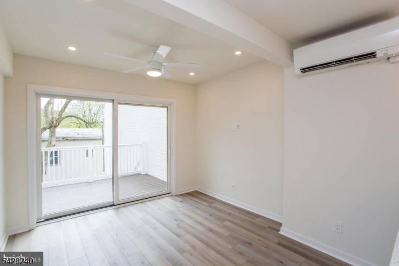 41D Bridge St, Lambertville City, NJ 08530